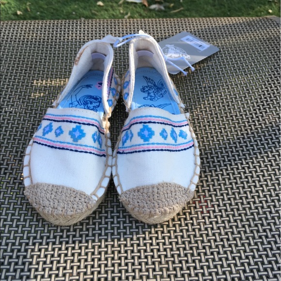 Disney princess shoes - Picture 1 of 6